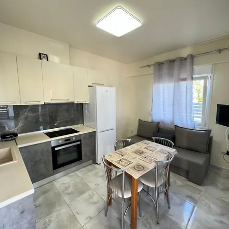 Adoniss Apartmentss Holiday home *